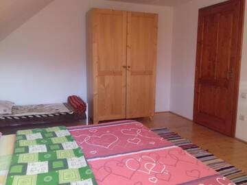 Фото номера Семейный номер с общей ванной комнатой Фермерские дома Casa din prund Ocolis г. Ocoliş 3